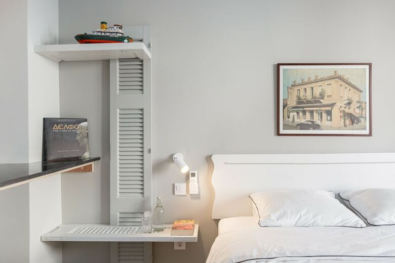 Filopappou Hill Apartment