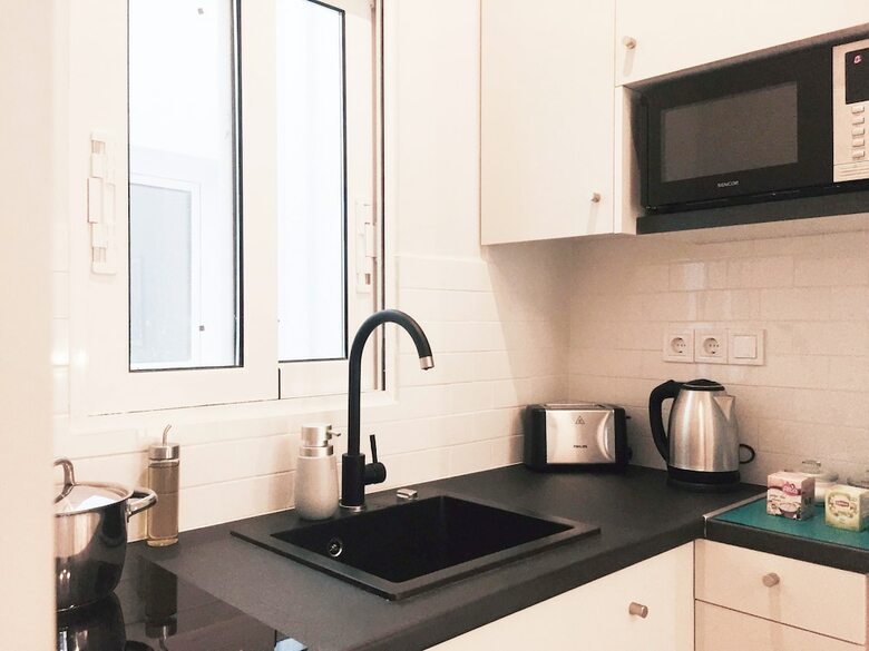Filopappou Hill Apartment
