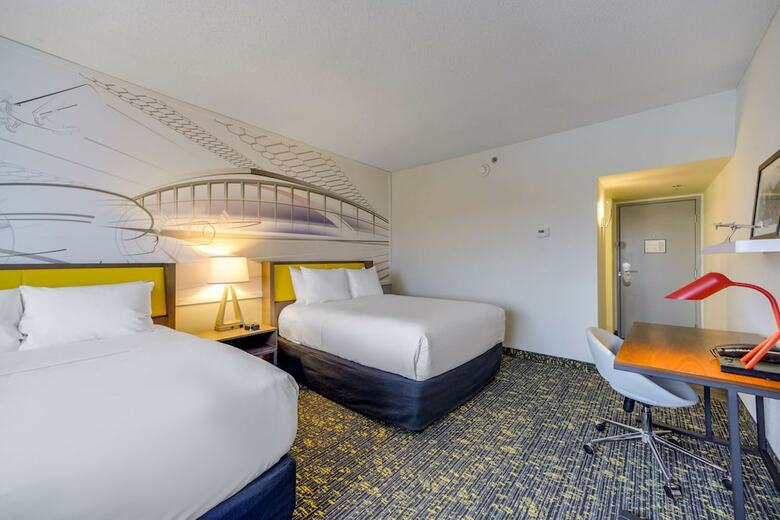 Hotel Rl St. Louis Airport