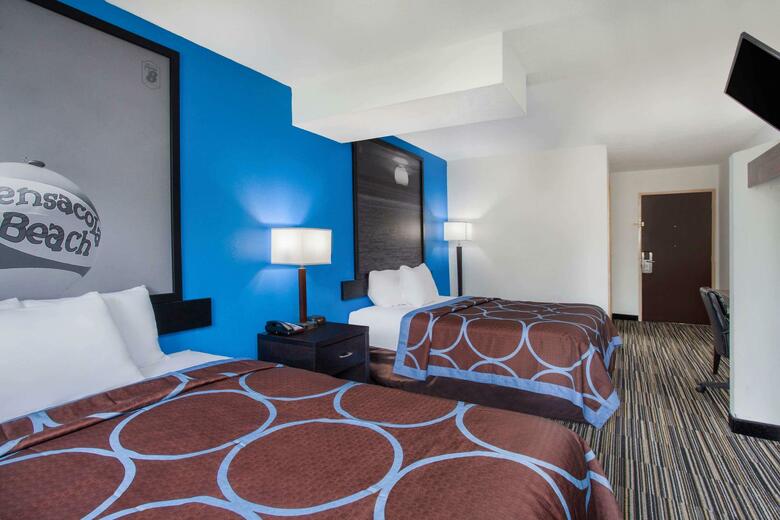 Hotel Econo Lodge Inn And Suites Pensacola