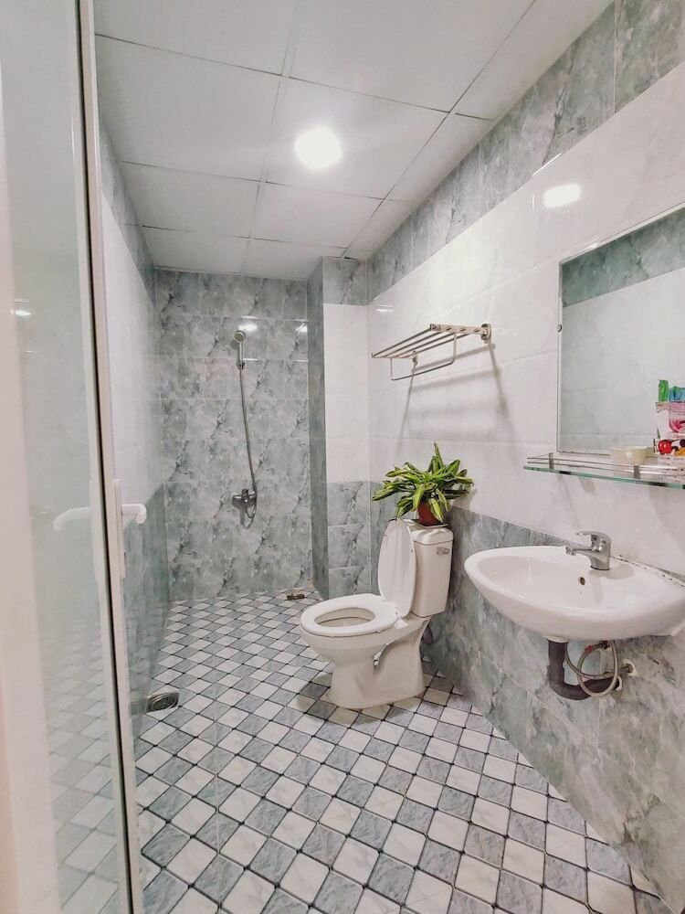 Truc Xanh Hotel