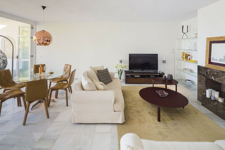 Apartamentos Marbella Real 2 Bedroom Seaside