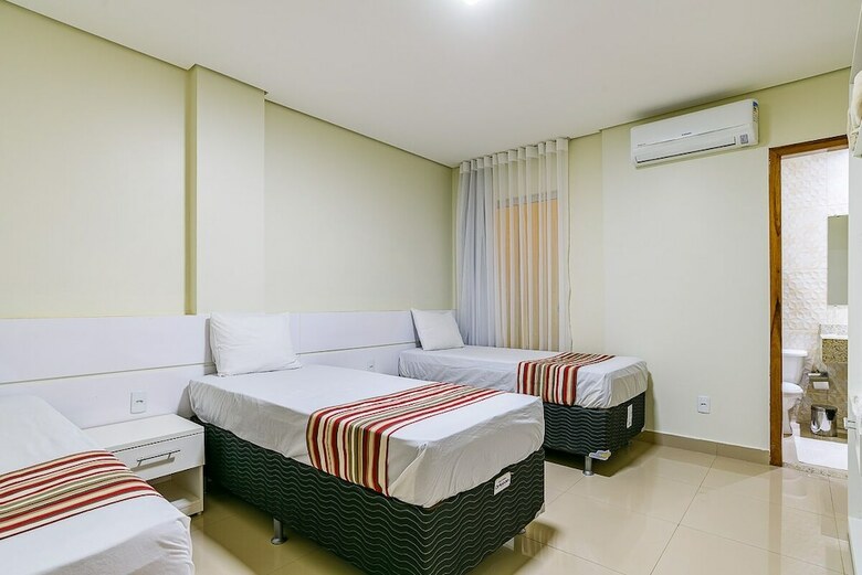 Oyo Tropical Confort Hotel