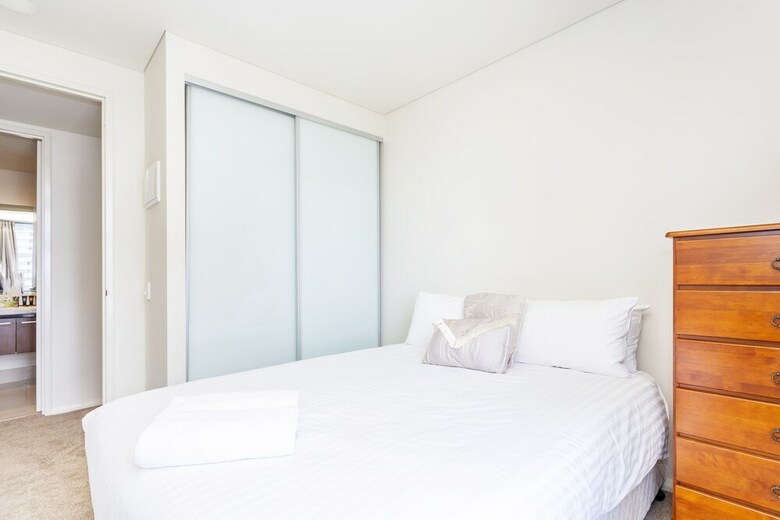 Saffron River View Apartment