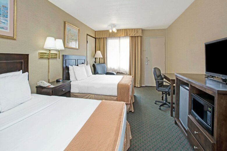 Hotel Howard Johnson By Wyndham Torrance