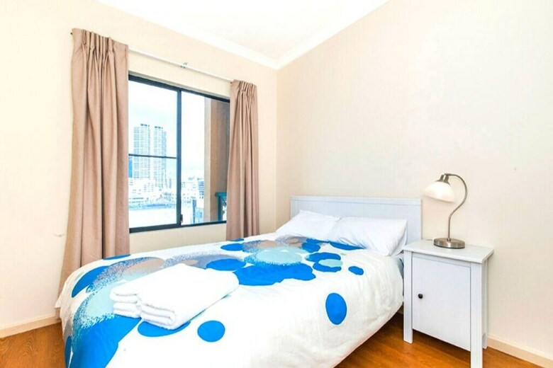 Apartamentos James On The Park