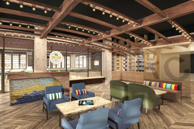 Delta Hotels By Marriott Virginia Beach Bayfront Suites
