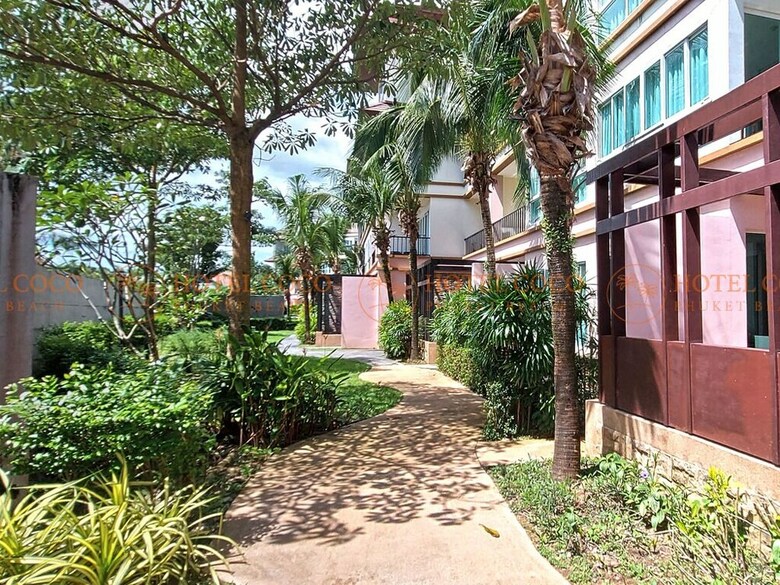 Hotel Les Palm Phuket Beach Resort And Spa
