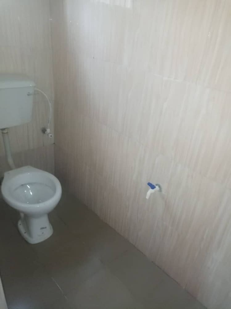 Olu World Hotel