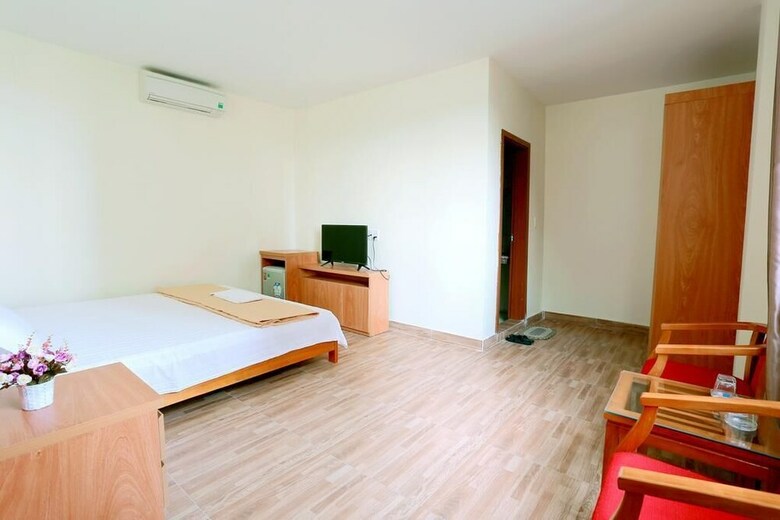 Lan Ha Hotel