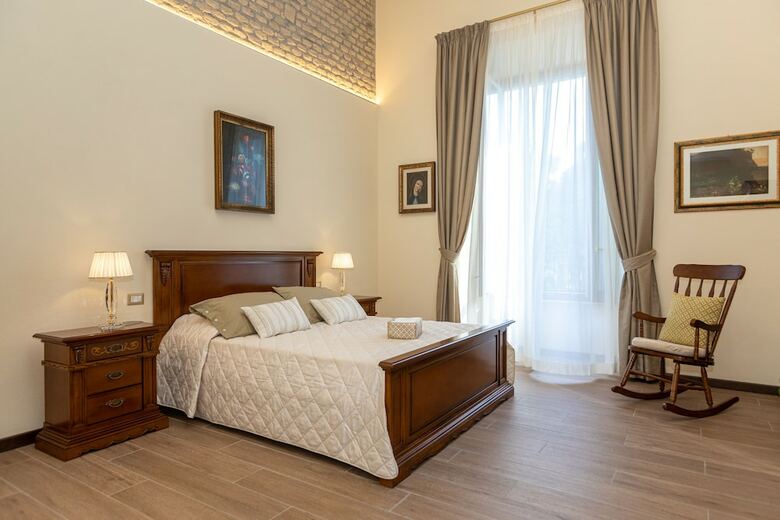 Hotel Kings Home In Rome