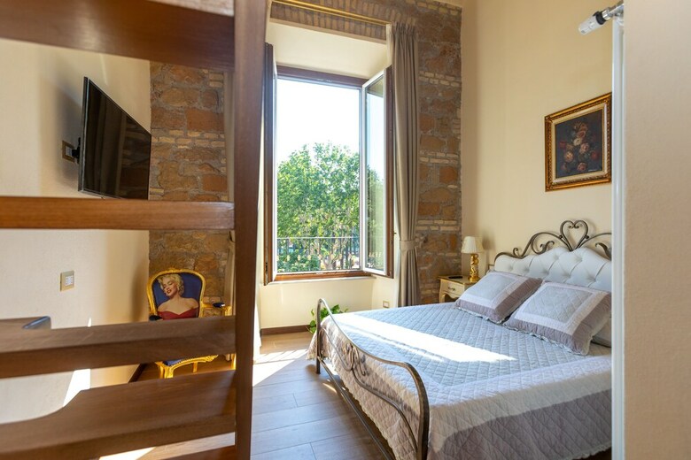 Hotel Kings Home In Rome