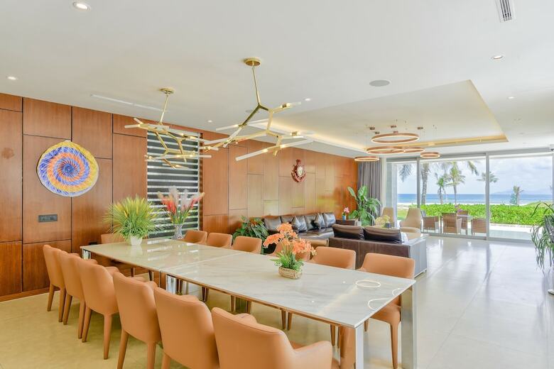 The Five Villas