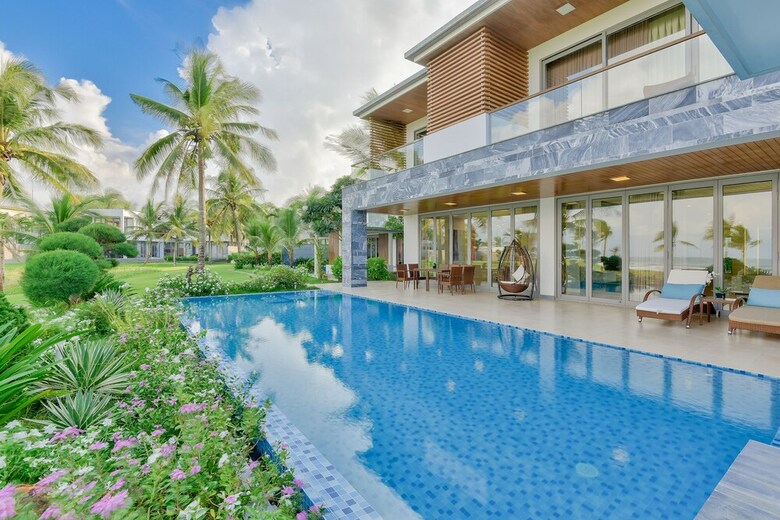 The Five Villas