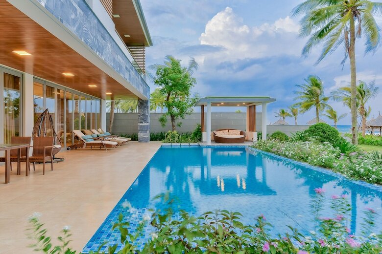 The Five Villas