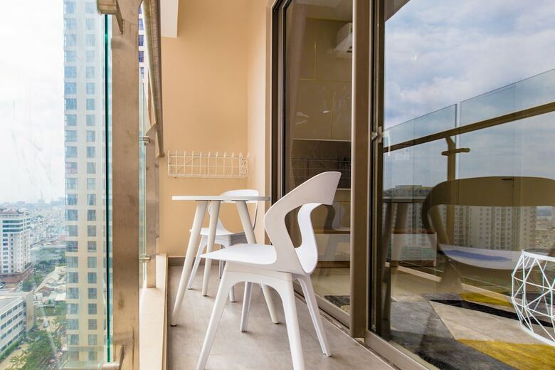 Cozrum Homes Millennium Apartment