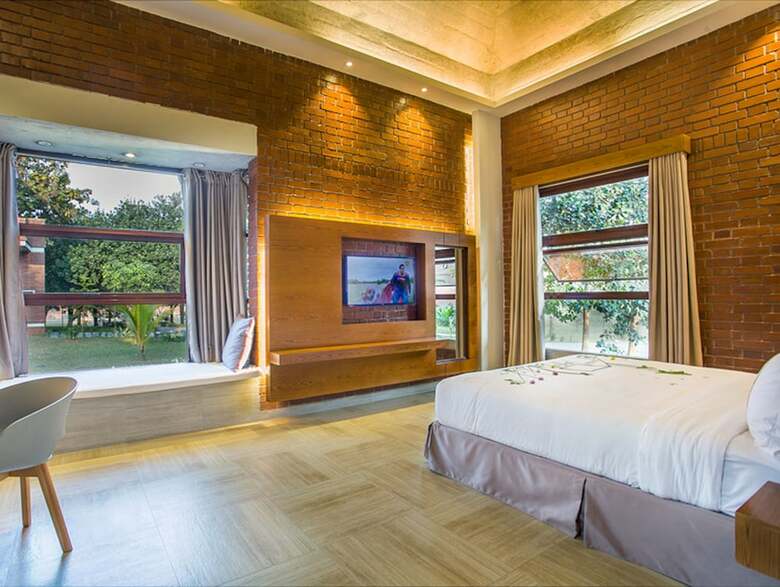 Hotel Sarah Resort