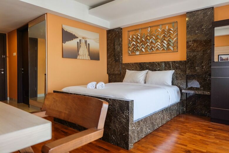 Best Location Studio H Residence Apartment
