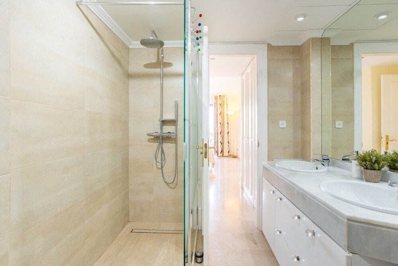 Malagasuite Marbella Solarium & Pool Apartment