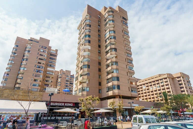 Malagasuite Fuengirola Beach Apartment
