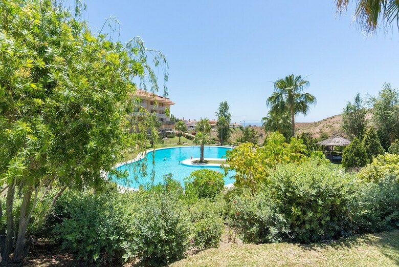 Malagasuite Higueron Beach&pool Apartment