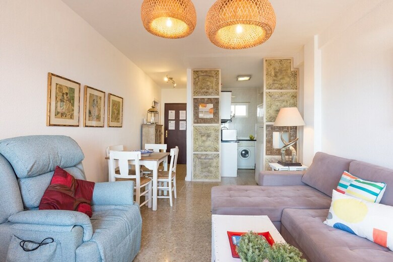 Malagasuite Beach Viewpoint Apartment
