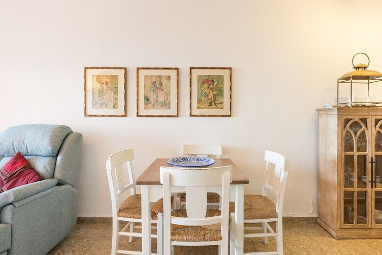Malagasuite Beach Viewpoint Apartment