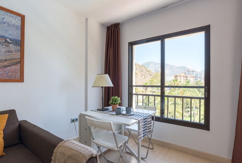Malagasuite Fuengirola Sun & Beach Apartment