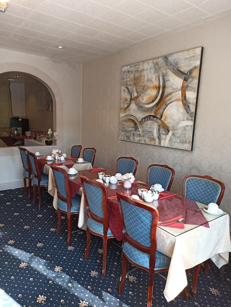 Imperial Cambridge Hotel