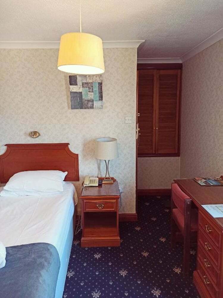 Imperial Cambridge Hotel