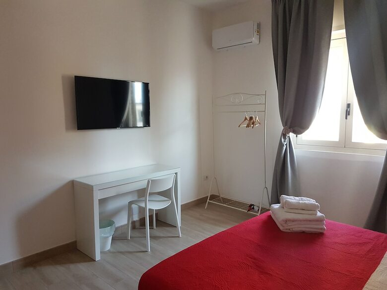 Hotel Pompeii Rooms