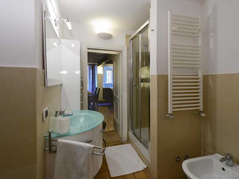 Ibernesi 2 Apartment