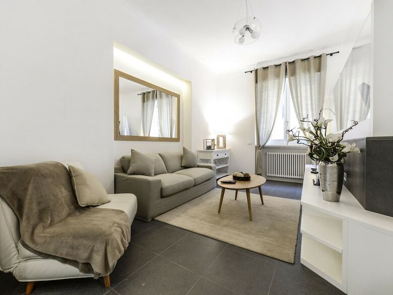 Popolo Apartment