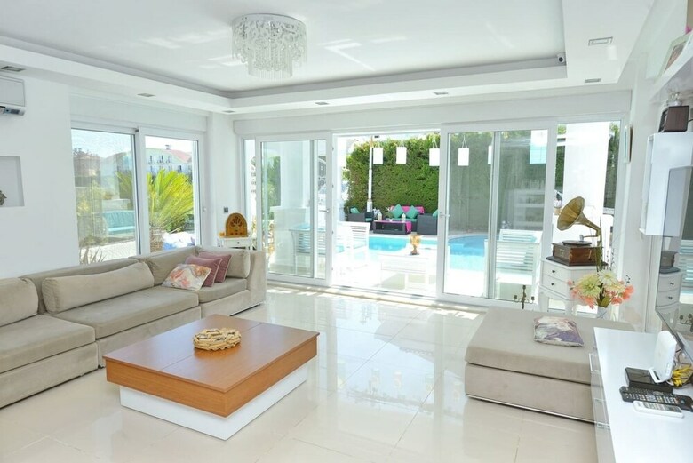 Private Luxury Villa