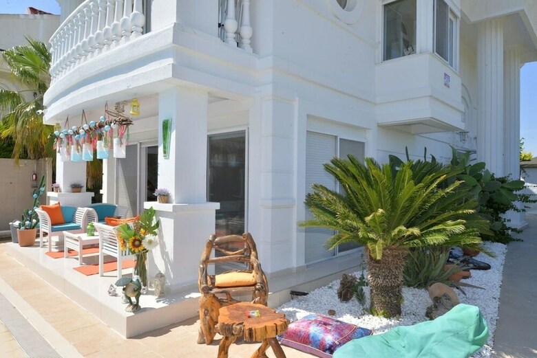Private Luxury Villa