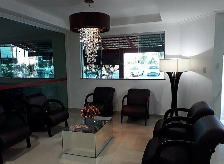 Augustos Hotel