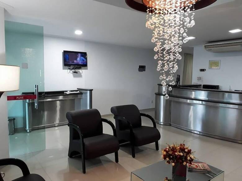 Augustos Hotel