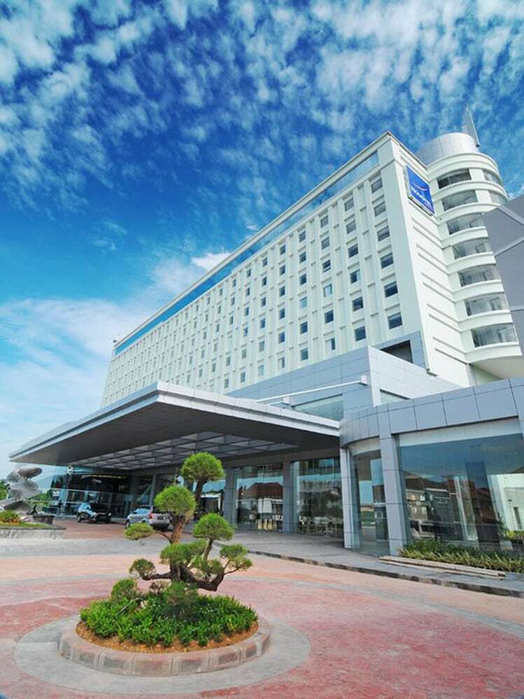 Novotel Bangka Hotel & Convention Centre