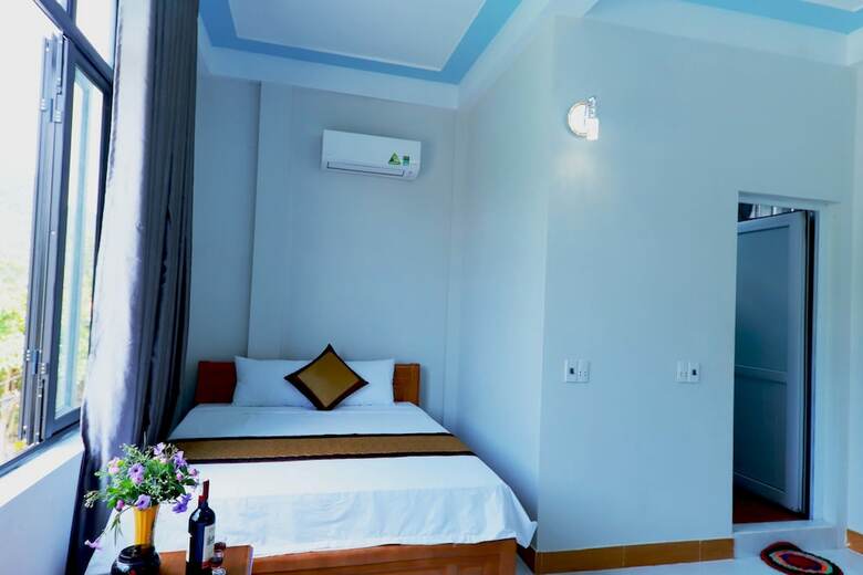 Hotel Riverview Home