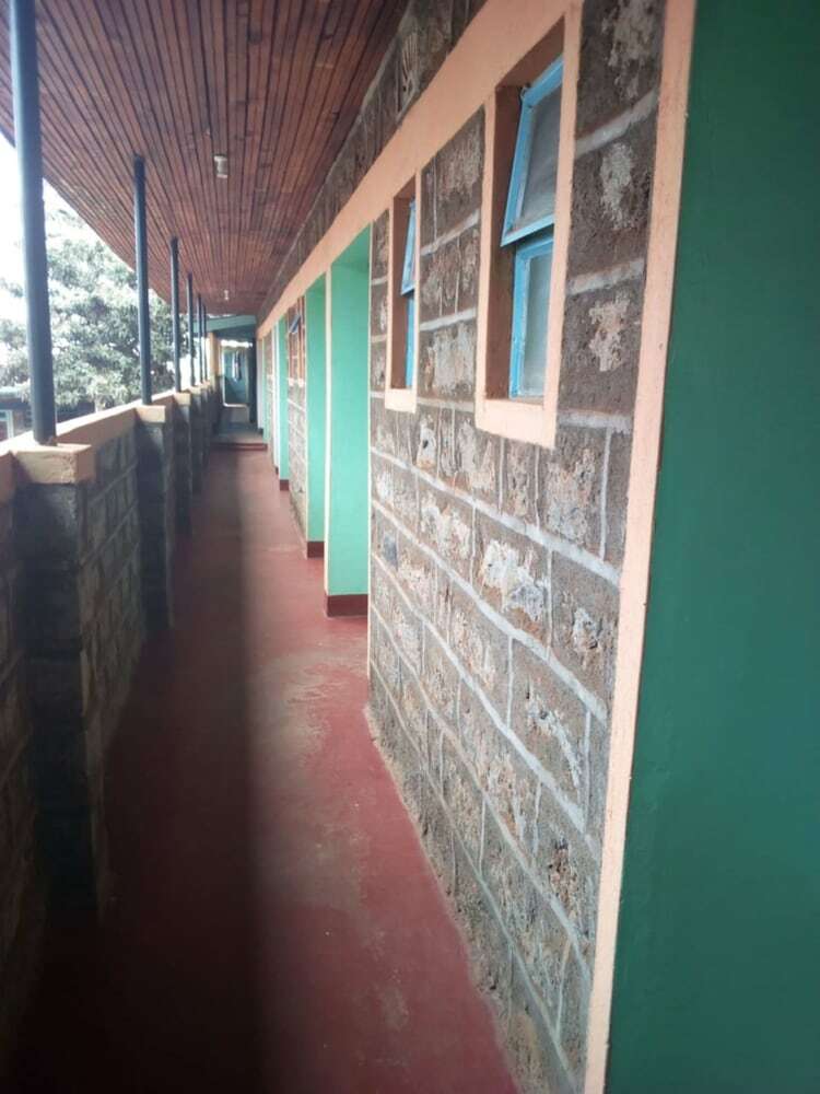 Classic Court Hotel