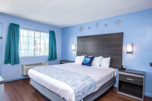 Motel Aqua Breeze Inn
