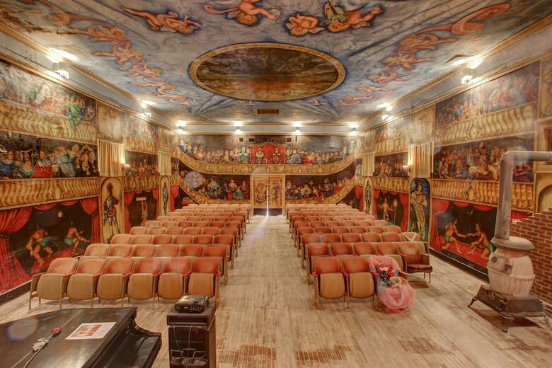 Motel Amargosa Opera House