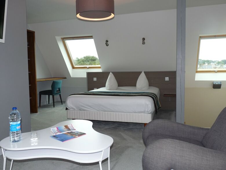 Hotel H�tel Des Rochers