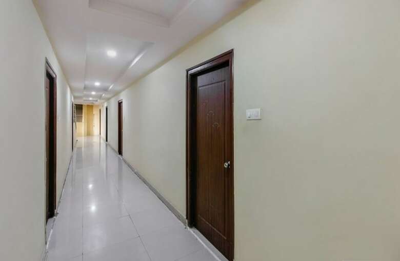 Hotel Maruthi Residency Inn