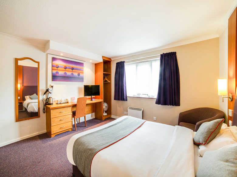 Oyo Lakeside Haydock Hotel, St Helens