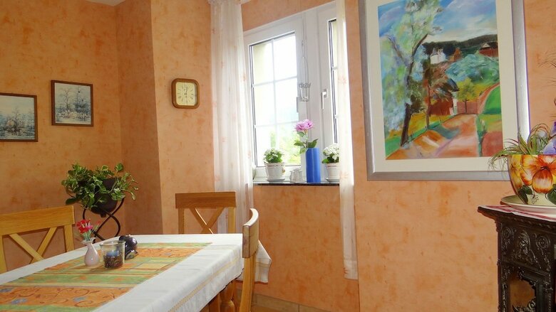 Hotel G�stehaus Burg Molbach