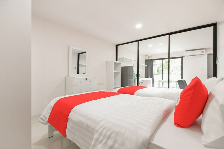 Hotel Oyo 322 Shady 32