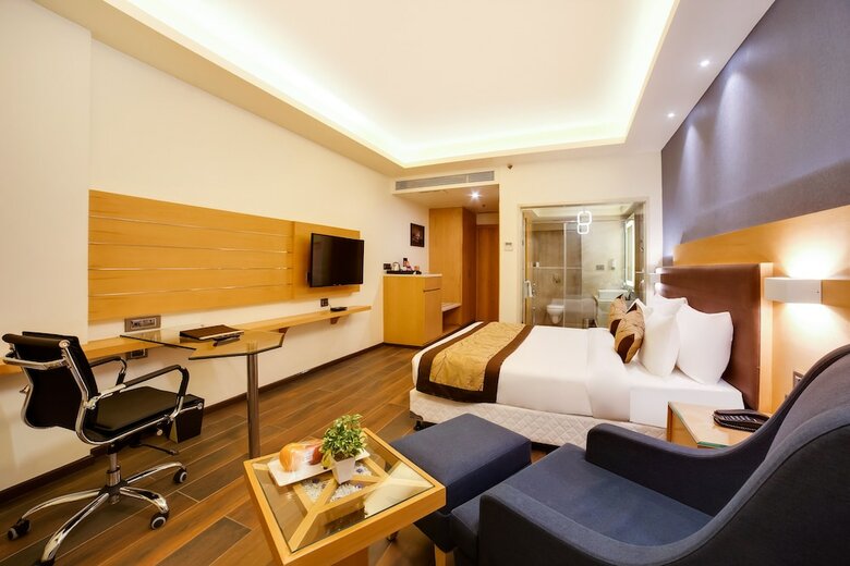 Hotel The Fern Residency Bhopal