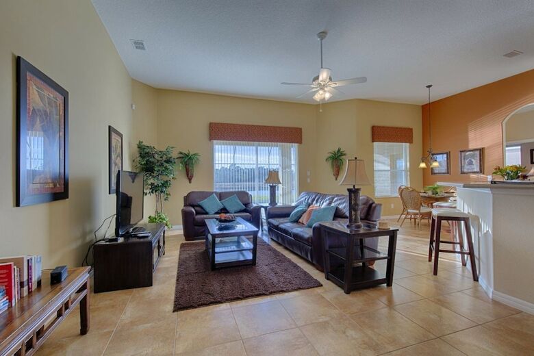Beautifully Positioned Lake View Home