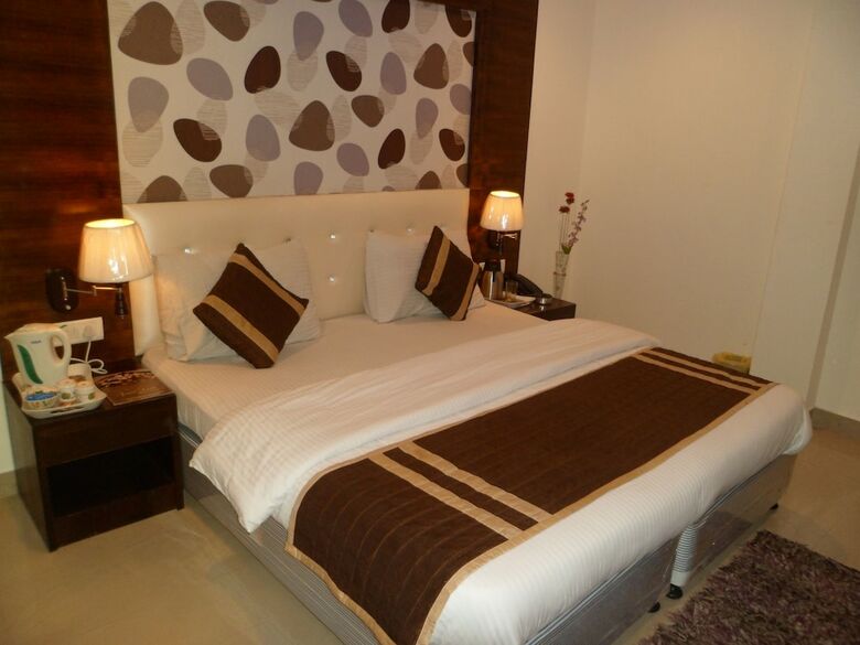 Hotel Check In Room Rk Ashram